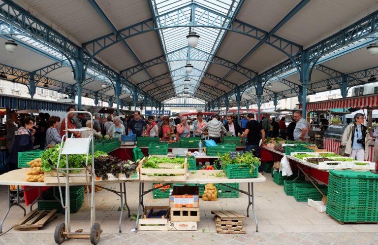 comment-visiter-chartres-en-famille-et-pourtant-elle-tourne