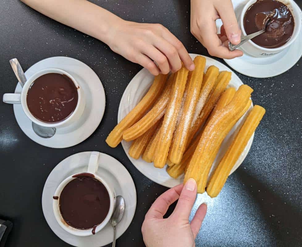 Visiter Saragosse (Espagne) - chocolate con churros ©Etpourtantelletourne.fr