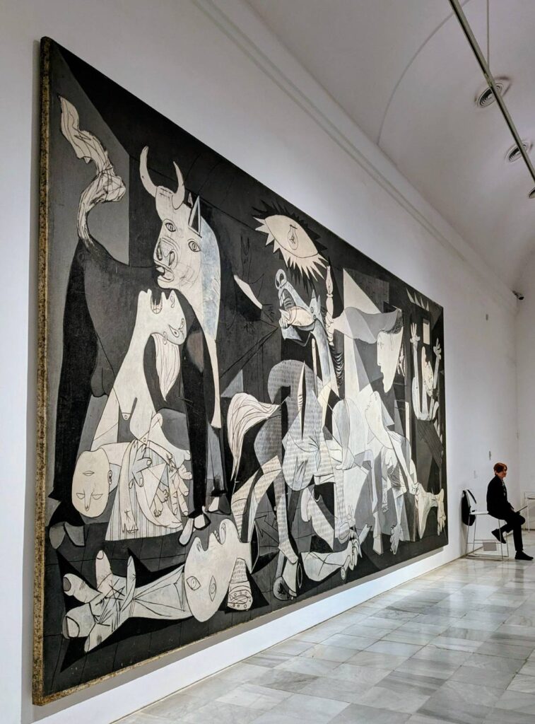 Guernica (Pablo Picasso) au musée Reina Sofia à Madrid ©Etpourtantelletourne.fr