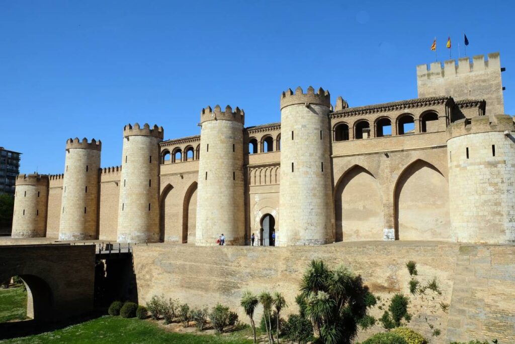 Visiter Saragosse (Espagne) - palais de l'Aljaferia ©Etpourtantelletourne.fr