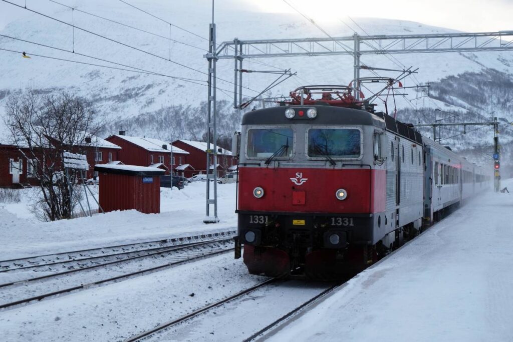 Aller en train en Laponie - parc Abisko ©Etpourtantelletourne.fr