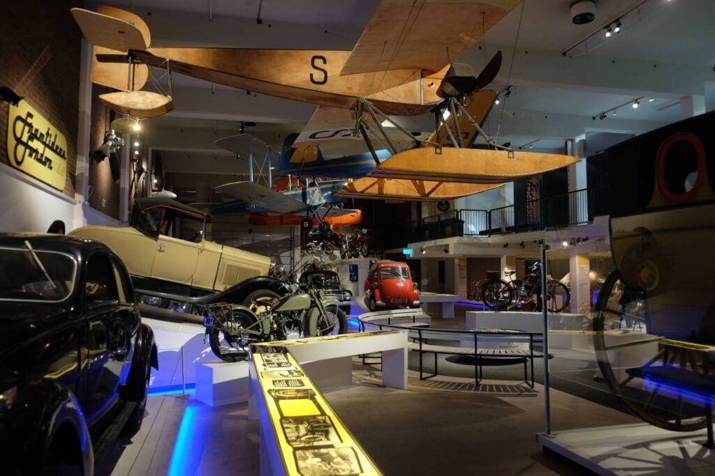 Musée de la technologie et du transport maritime Malmö - ©Etpourtantelletourne.fr