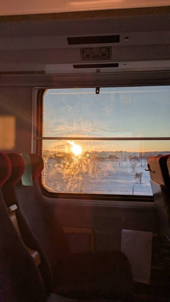 Train Narvik - Lulea - paysages enneigés ©Etpourtantelletourne.fr