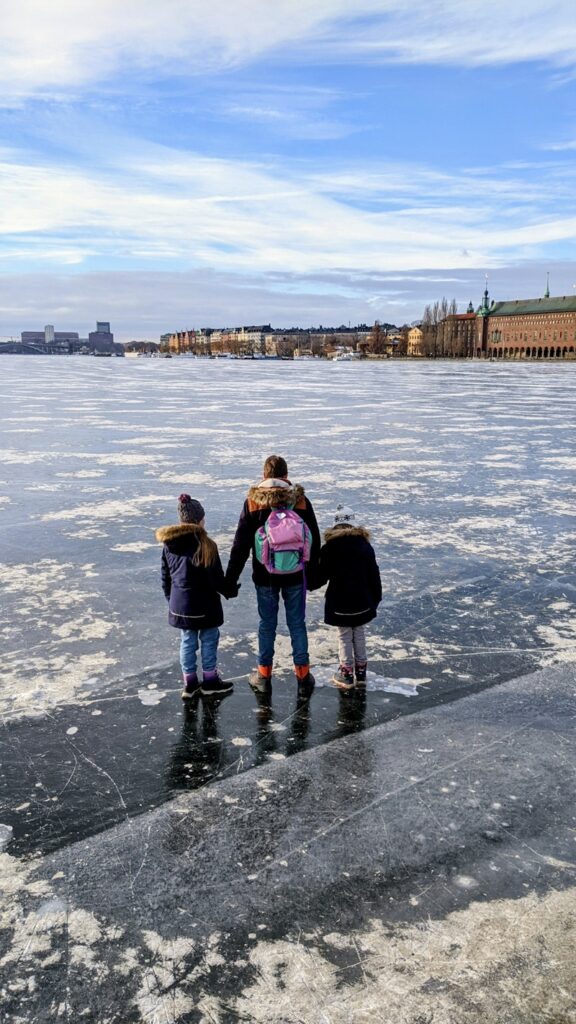 Visiter Stockholm en hiver - lac gelé    ©Etpourtantelletourne.fr